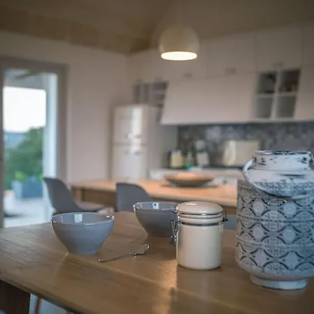 ヴィラ Villa Amelia By Raro Villas オストゥーニ