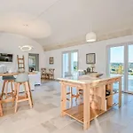 Villa Amelia By Raro *