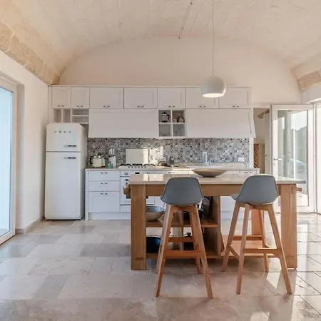 Villa Amelia by Raro Villas Ostuni